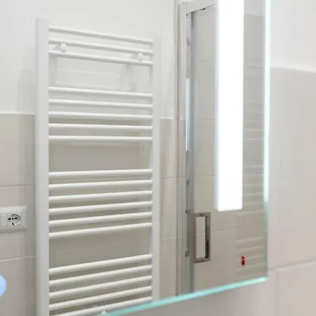 アパート Darsena Flexyrent